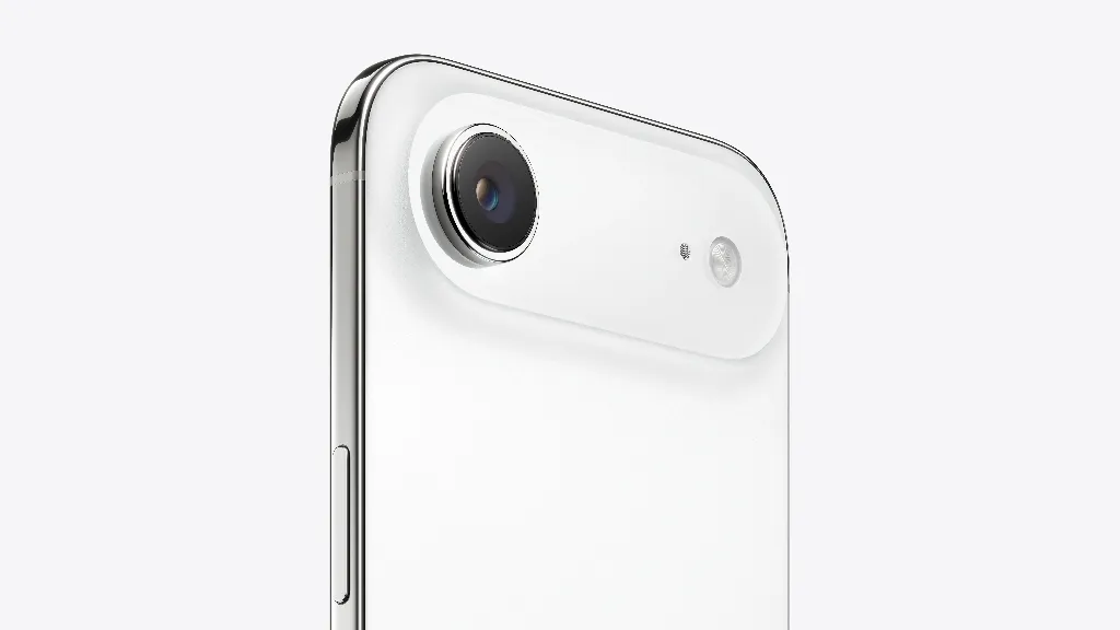 iphone-air-finish-select-202509-cloudwhite_AV2.webp