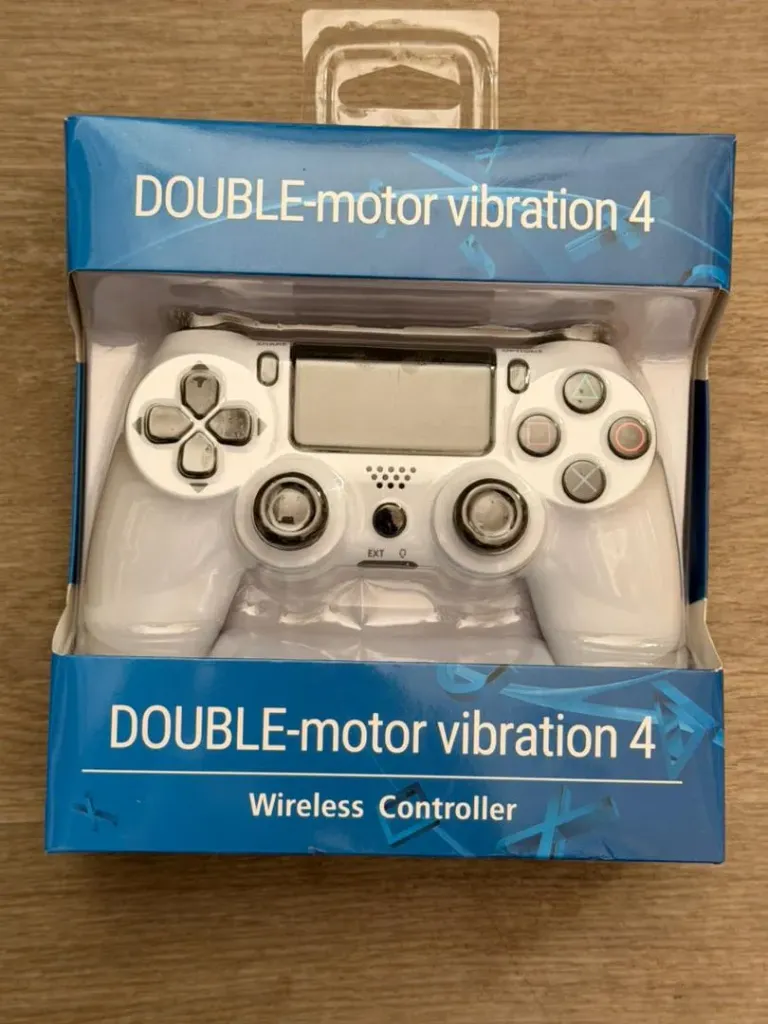 [1186] Playstation Controler 4 Manet